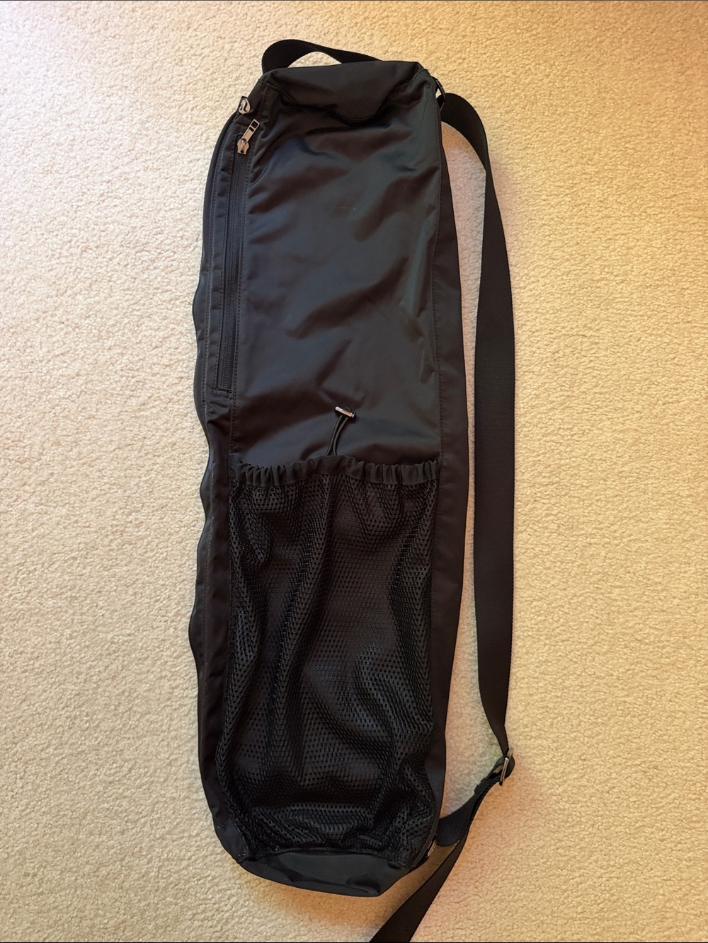 Lululemon Athletic Black Yoga Mat Bag Nylon Crossbody Adjustable Strap